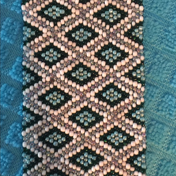 Vintage Beaded Bracelet - Picture 4 of 4